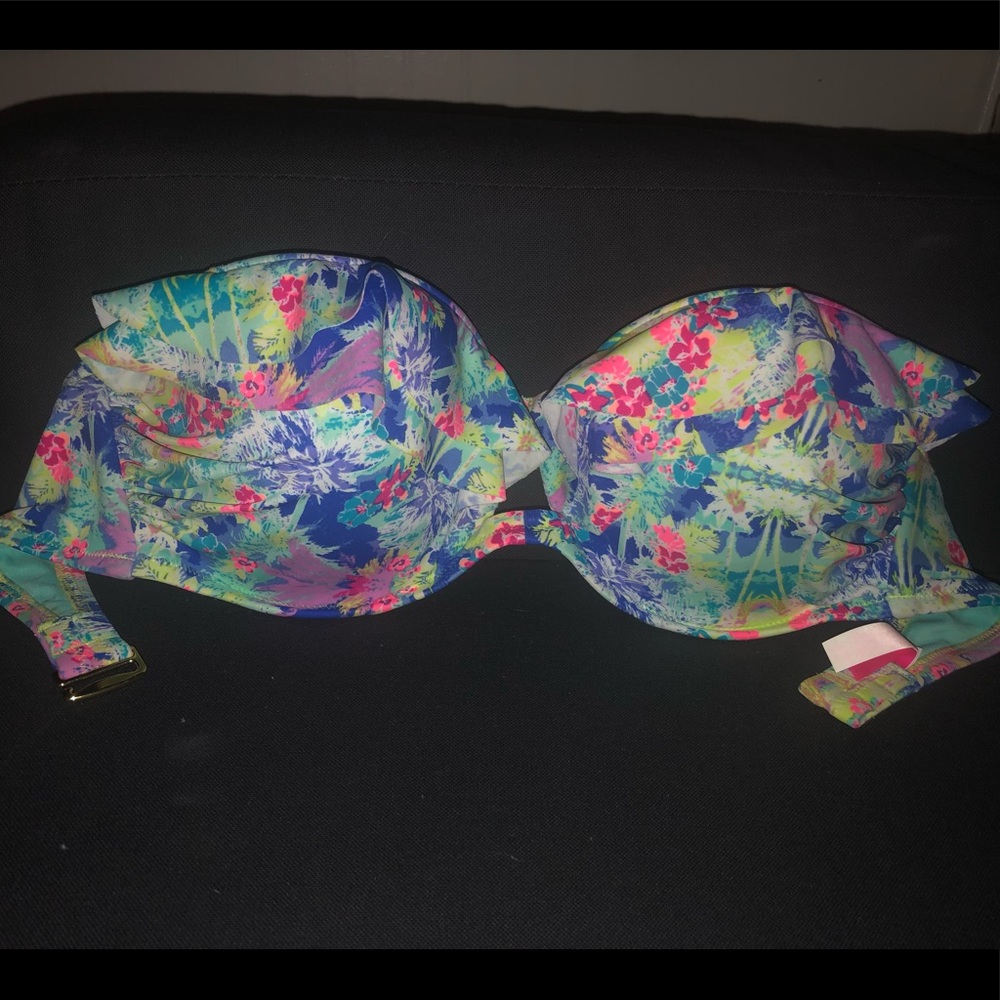 Victoria’s Secret Strapless Bikini Top